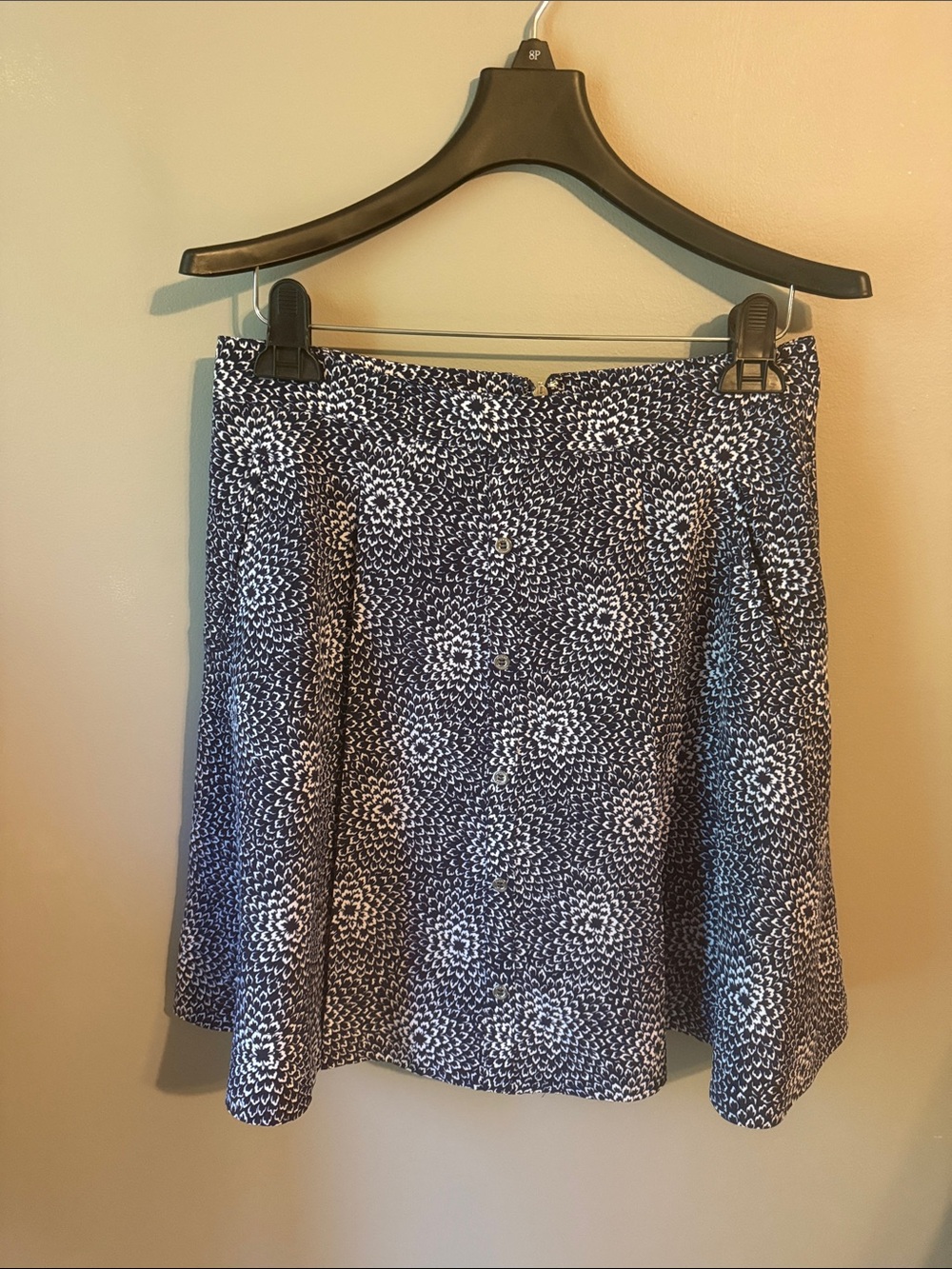 Tommy Hilfiger Blue/White Floral Swing Skirt. Size 2